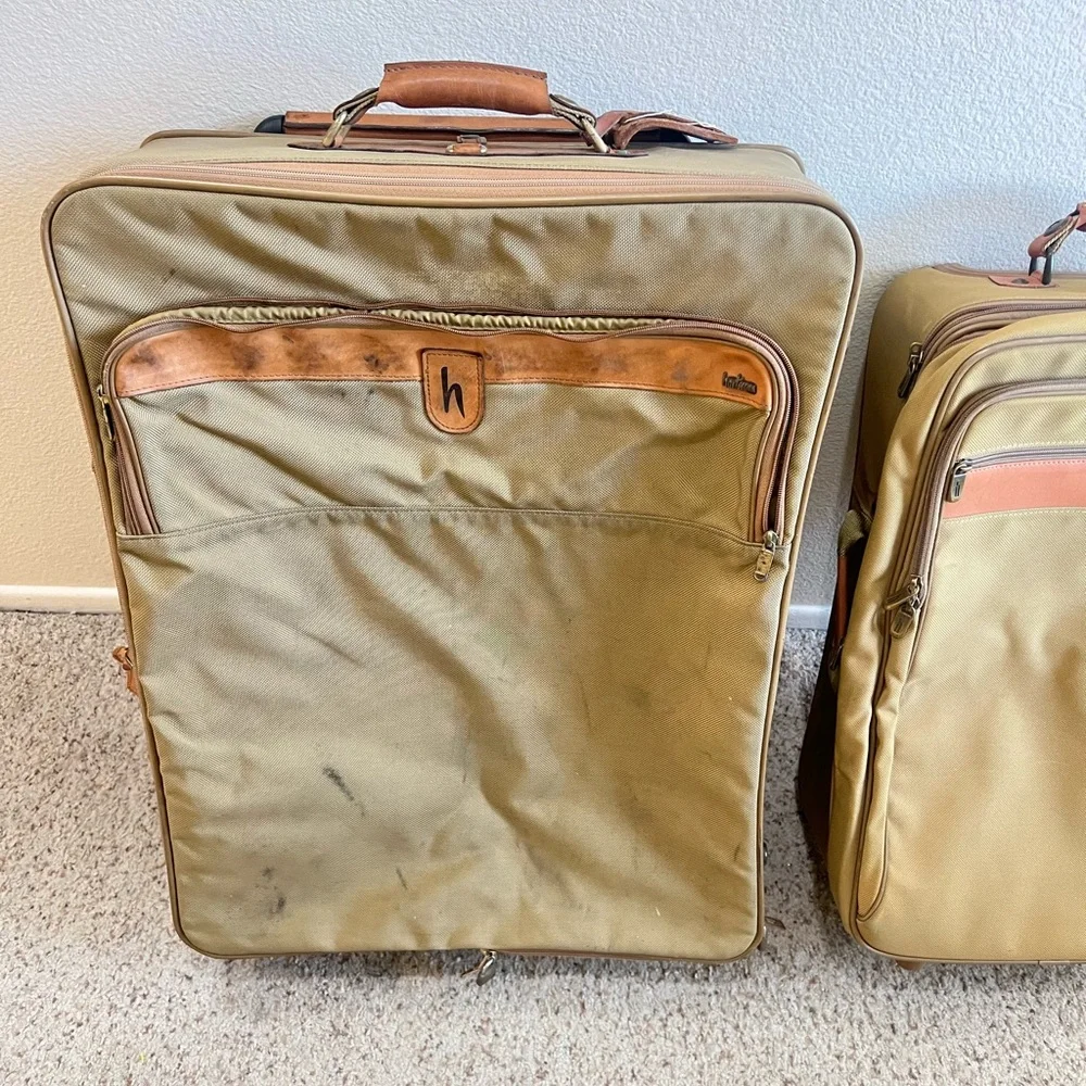 HARTMANN Nylon Leather trim Travel Luggage CarryOn Bag Travel two‎ read bellow